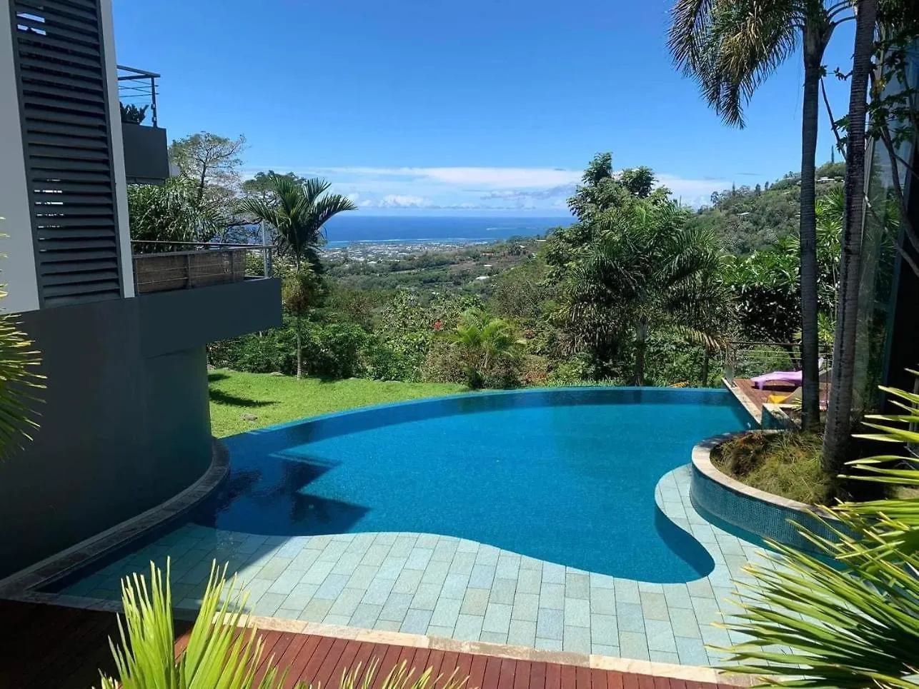 Tahiti Apartment Condo 1 Bedroom Pools Faaa French Polynesia